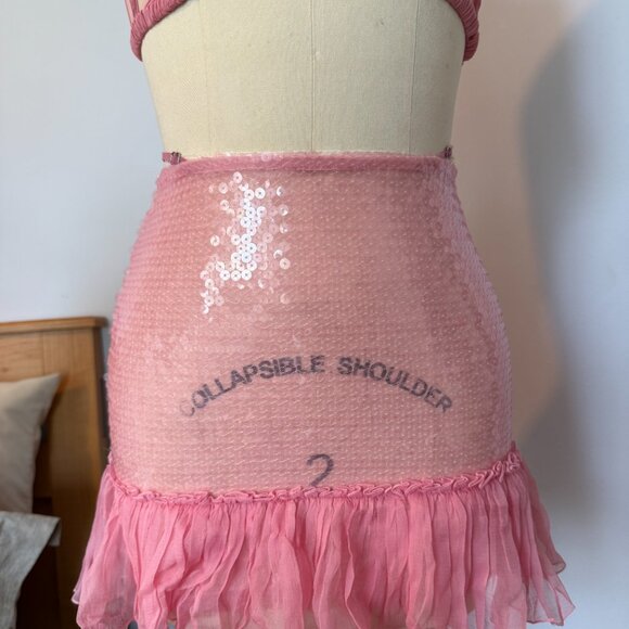 NENSI DOJAKA Pink Sequin Glitter Embellished Skirt and Halter Bra Set Size 0/XXS - Picture 7 of 10